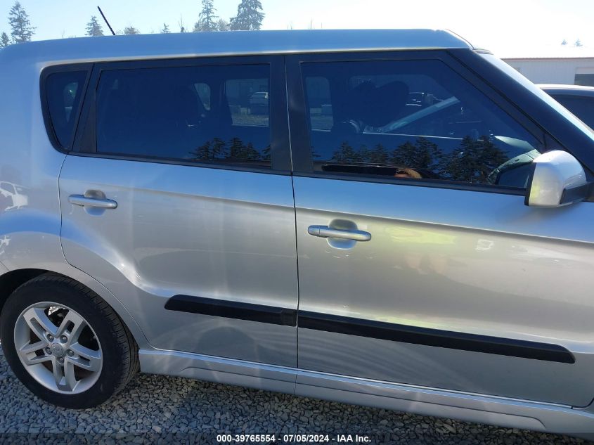 2011 Kia Soul + VIN: KNDJT2A29B7306907 Lot: 39765554