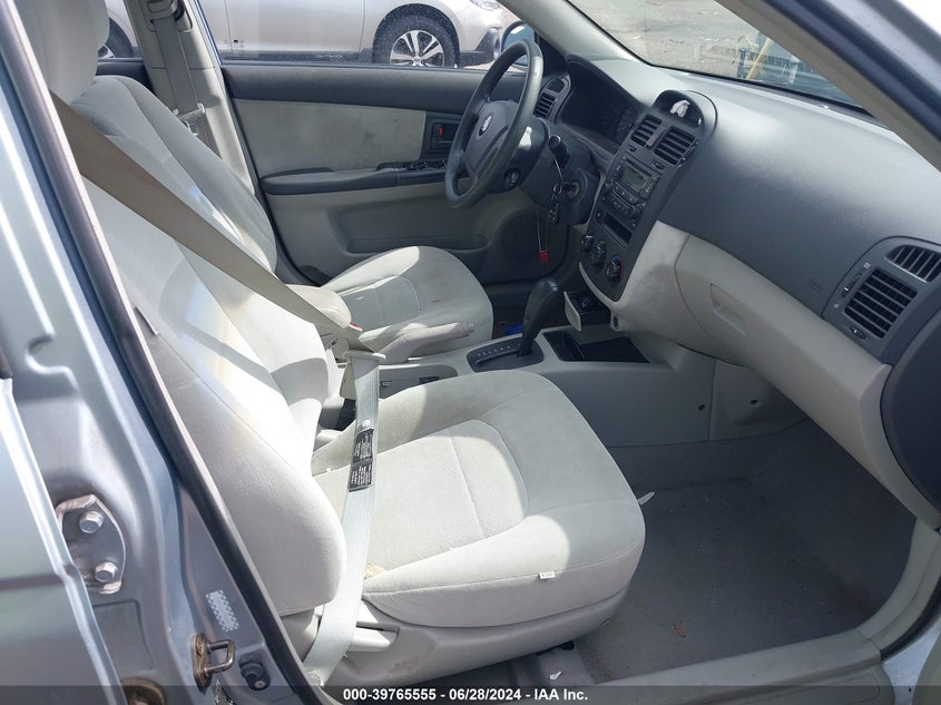 2005 Kia Spectra Lx/Ex VIN: KNAFE121X55133413 Lot: 39765555