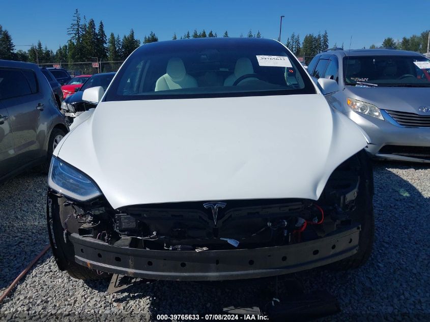 2018 Tesla Model X 100D/75D/P100D VIN: 5YJXCDE29JF103413 Lot: 39765633