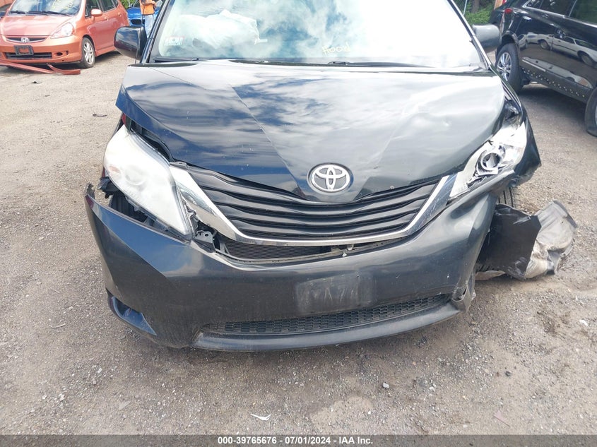 2013 Toyota Sienna Le V6 8 Passenger VIN: 5TDKK3DC3DS332896 Lot: 39765676
