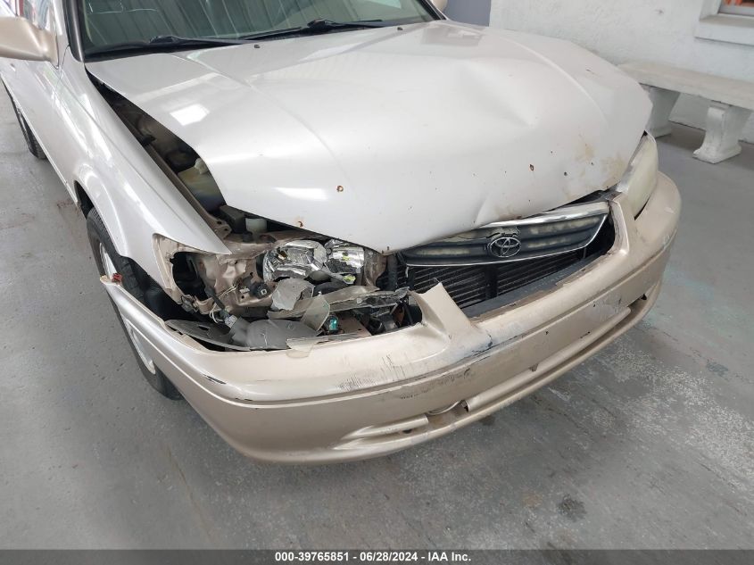 2000 Toyota Camry Xle V6 VIN: 4T1BF28K6YU108812 Lot: 39765851