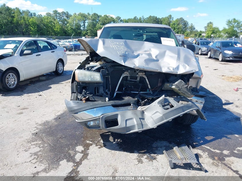 2004 Chevrolet Silverado 1500 Ls VIN: 2GCEC19T541390510 Lot: 39765858