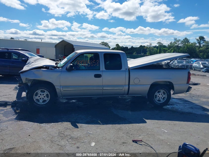 2004 Chevrolet Silverado 1500 Ls VIN: 2GCEC19T541390510 Lot: 39765858