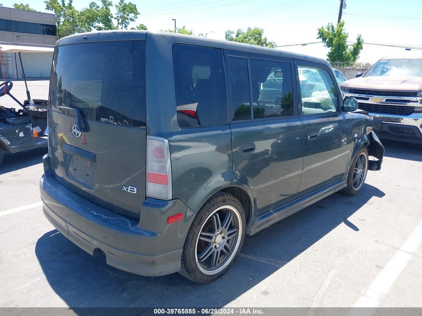 2004 Scion Xb VIN: JTLKT324X40145753 Lot: 39765885