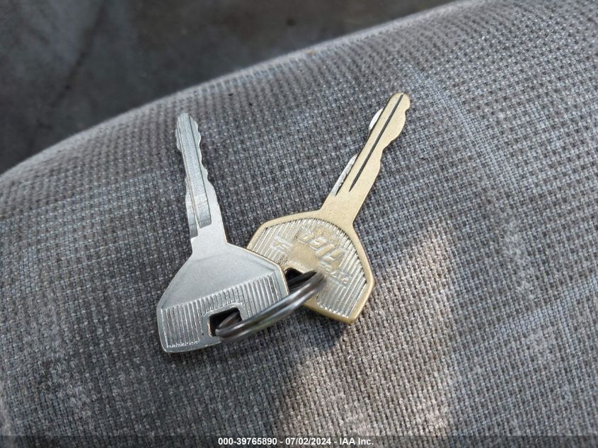 1991 Chrysler Lebaron VIN: 1C3XJ4532MG163434 Lot: 39765890