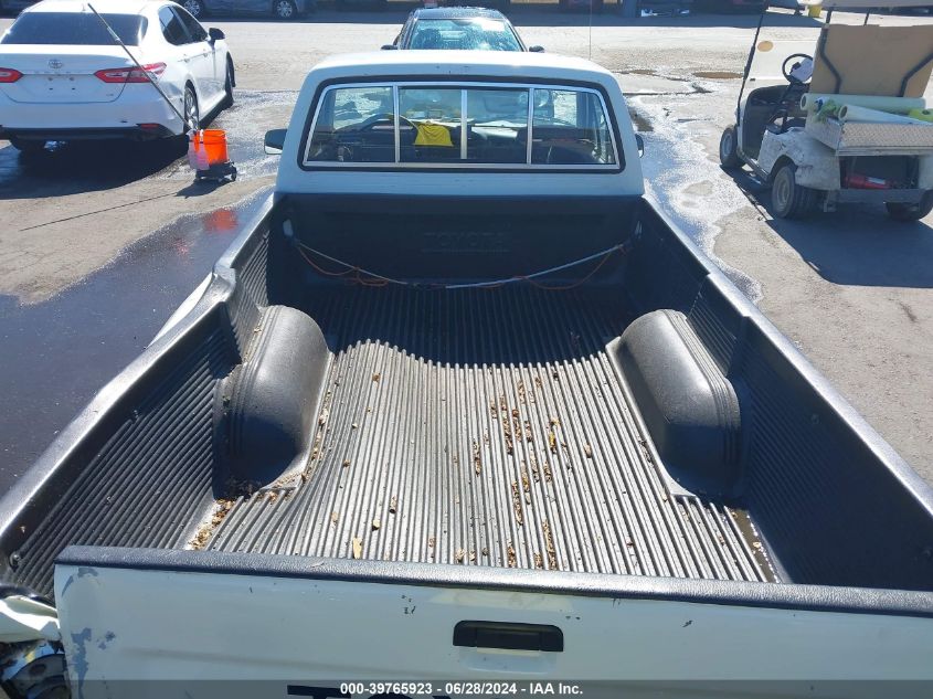 1992 Toyota Pickup 1/2 Ton Lng Wheelbase Dlx VIN: JT4RN82P5N5061050 Lot: 39765923