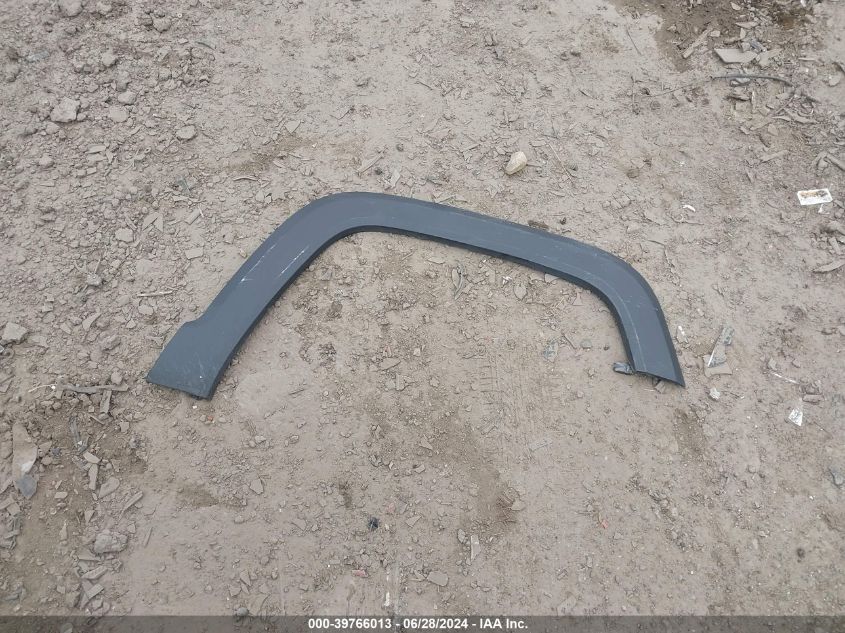 2020 Jeep Renegade Orange Edition 4X4 VIN: ZACNJBBB4LPM05030 Lot: 39766013