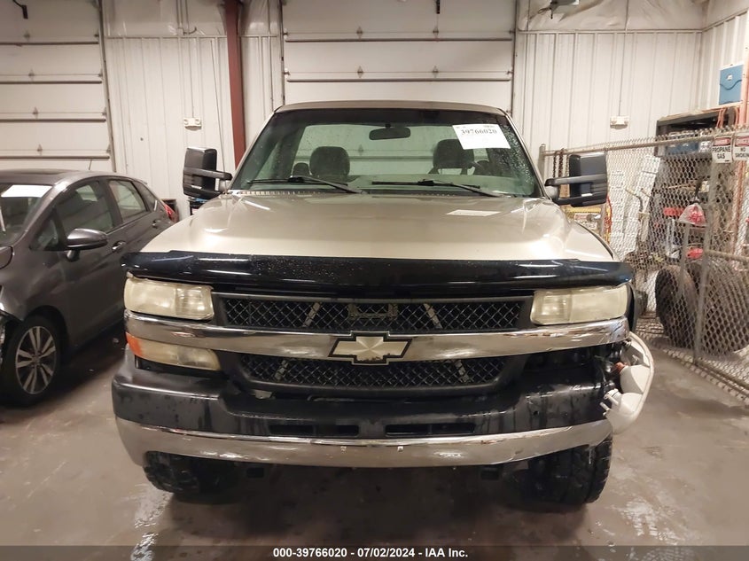 2002 Chevrolet Silverado 2500Hd VIN: 1GCHK24U12E195053 Lot: 39766020