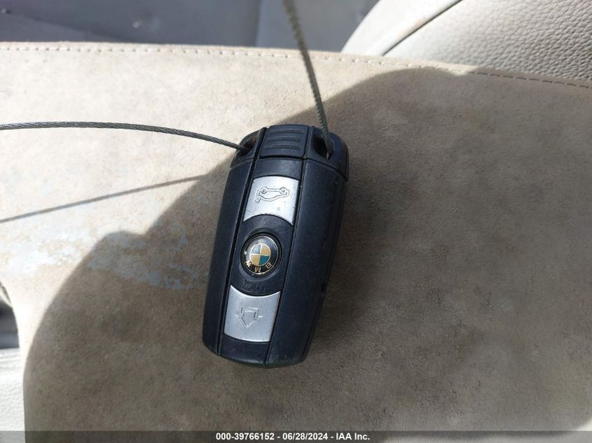 2011 BMW 328I VIN: WBAPH7C54BE679586 Lot: 39766152