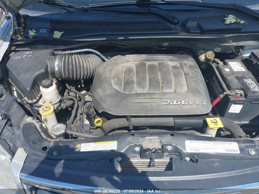 2011 Chrysler Town & Country Touring VIN: 2A4RR5DG8BR623709 Lot: 39766225