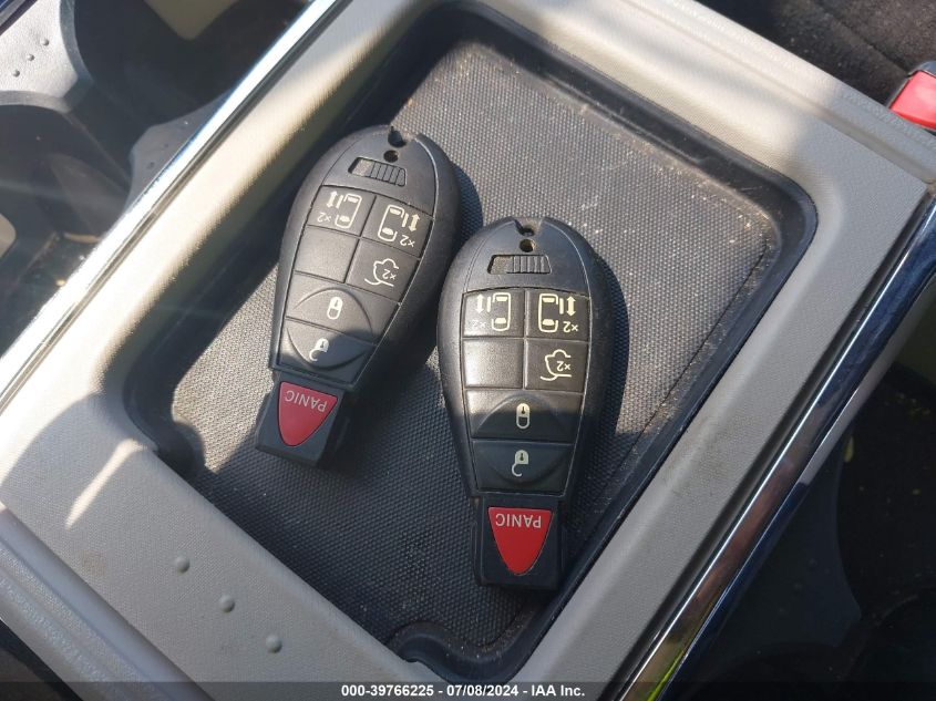 2011 Chrysler Town & Country Touring VIN: 2A4RR5DG8BR623709 Lot: 39766225