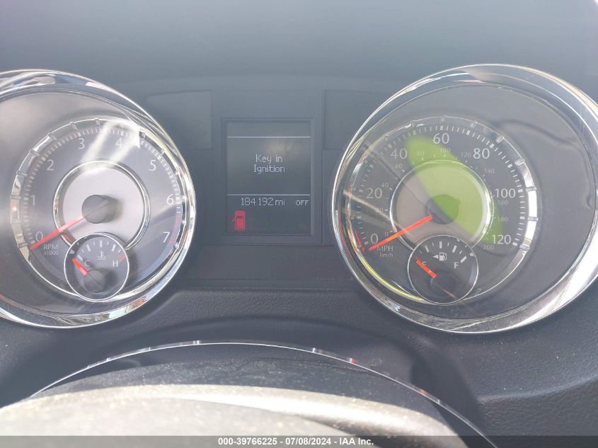 2011 Chrysler Town & Country Touring VIN: 2A4RR5DG8BR623709 Lot: 39766225