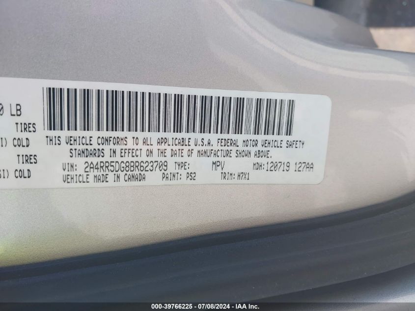 2011 Chrysler Town & Country Touring VIN: 2A4RR5DG8BR623709 Lot: 39766225