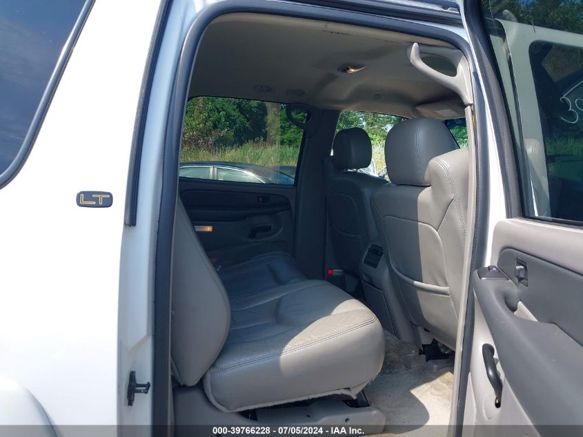 2003 Chevrolet Suburban 2500 Lt VIN: 3GNGK26U43G220179 Lot: 39766228