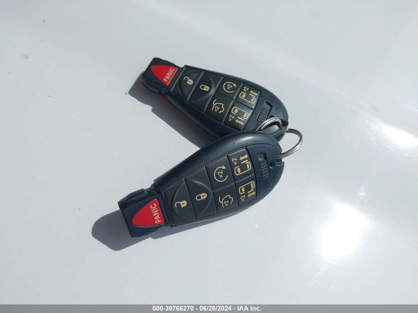 2013 Chrysler Town & Country Touring-L VIN: 2C4RC1CG8DR569381 Lot: 39766270