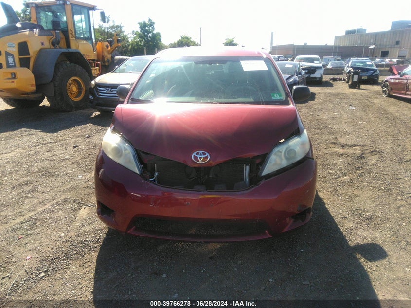 2011 Toyota Sienna Base V6 VIN: 5TDZK3DC1BS077211 Lot: 39766278