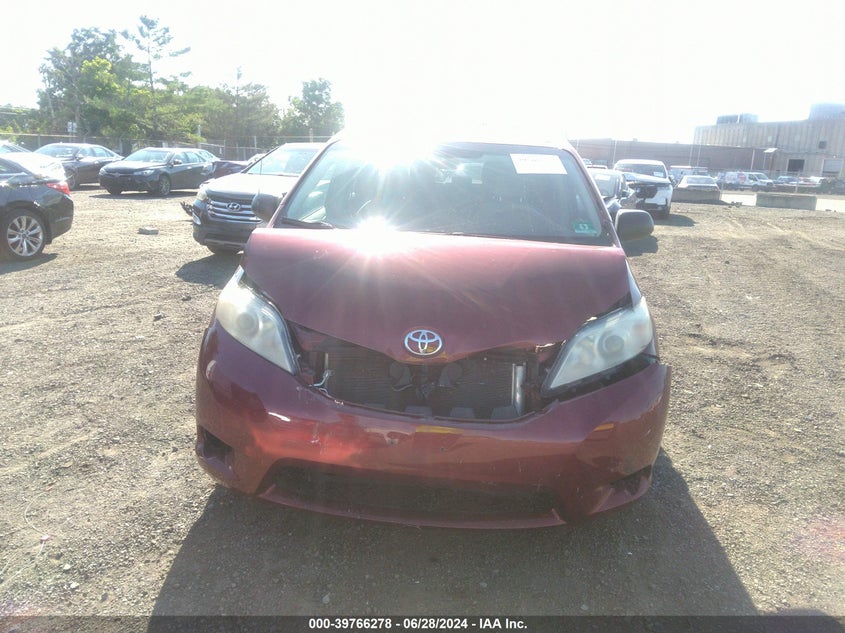 2011 Toyota Sienna Base V6 VIN: 5TDZK3DC1BS077211 Lot: 39766278