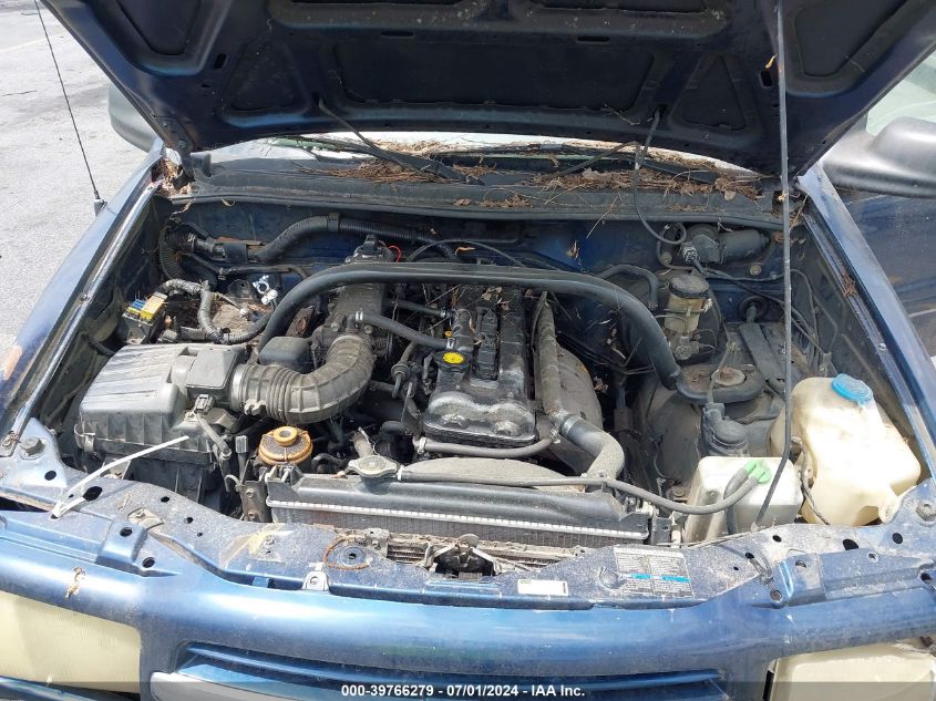 2002 Chevrolet Tracker Hard Top Base VIN: 2CNBJ13C726933708 Lot: 39766279