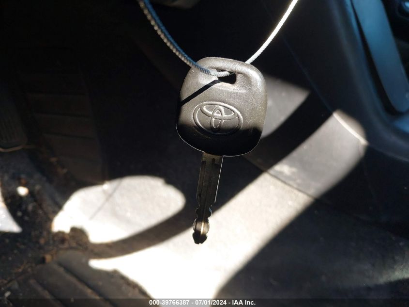 2005 Toyota Camry Se V6 VIN: 4T1BA32K75U065817 Lot: 39766387