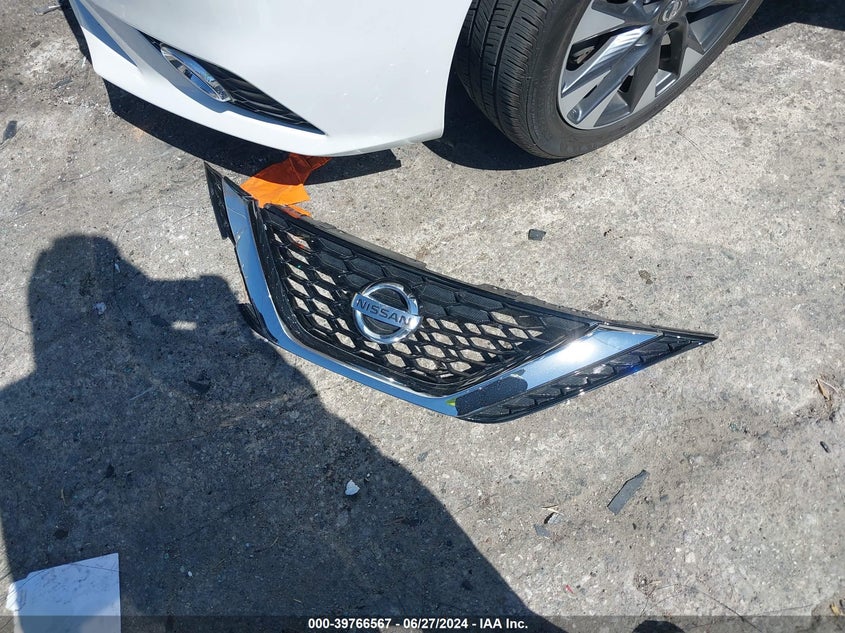 2017 Nissan Sentra Sr Turbo VIN: 3N1CB7AP6HY250763 Lot: 39766567