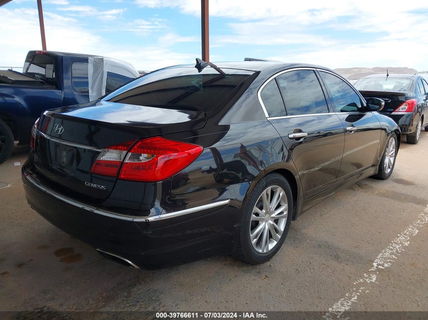 2014 Hyundai Genesis 3.8 VIN: KMHGC4DD1EU259358 Lot: 39766611