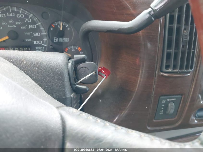 2001 Chevrolet Express Upfitter VIN: 1GBFG15R711103483 Lot: 39766682