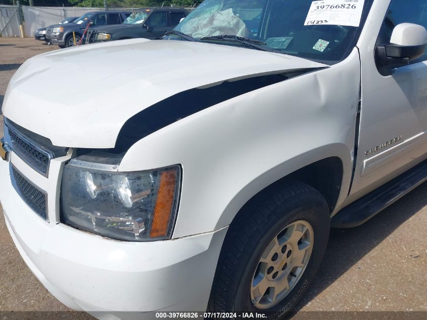 2013 Chevrolet Suburban 1500 Lt VIN: 1GNSCJE08DR272139 Lot: 39766826