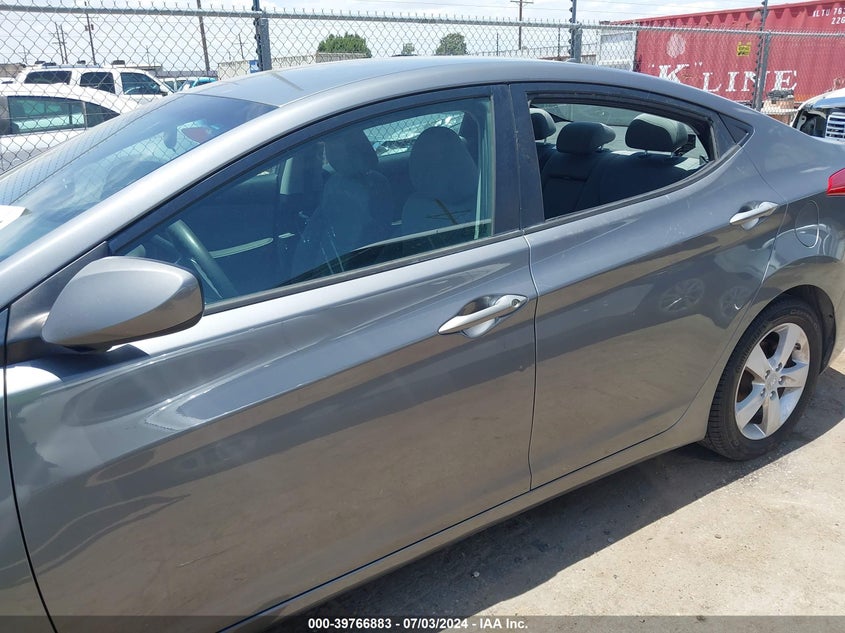 2012 Hyundai Elantra Gls VIN: 5NPDH4AE7CH073031 Lot: 39766883