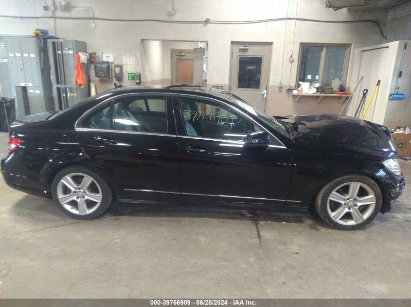 2010 Mercedes-Benz C-Class C 300 Sport/Luxury 4Matic VIN: WDDGF8BBXAF475900 Lot: 39766909