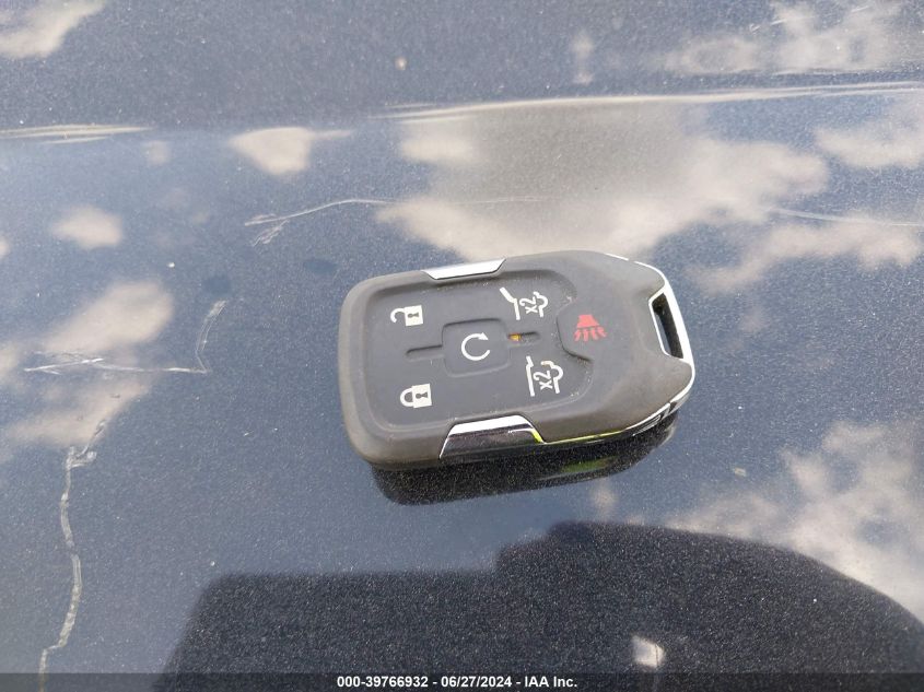 2017 GMC Yukon Xl Denali VIN: 1GKS1HKJ9HR258149 Lot: 39766932