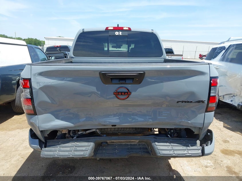 2024 NISSAN FRONTIER PRO-4X 4X4 - 1N6ED1EK0RN617793