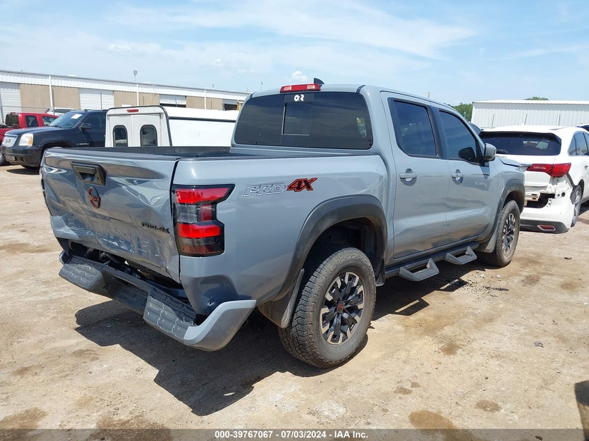 2024 NISSAN FRONTIER PRO-4X 4X4 - 1N6ED1EK0RN617793