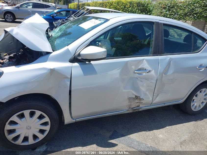 2017 Nissan Versa S/S Plus/Sv/Sl VIN: 3N1CN7APXHK440088 Lot: 39767261