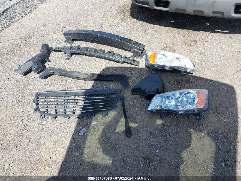 2014 Chrysler Town & Country Touring VIN: 2C4RC1BGXER188490 Lot: 39767376