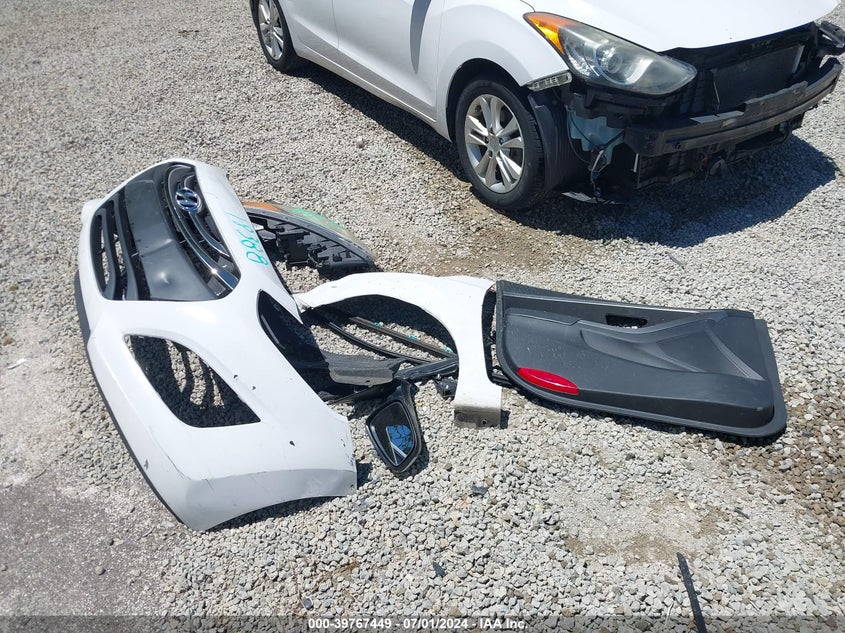 2013 Hyundai Elantra Gt VIN: KMHD35LE1DU139111 Lot: 39767449