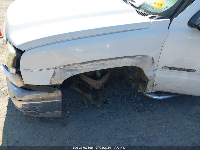 2005 Chevrolet Silverado K2500 Heavy Duty VIN: 1GCHK29U45E135121 Lot: 39767560