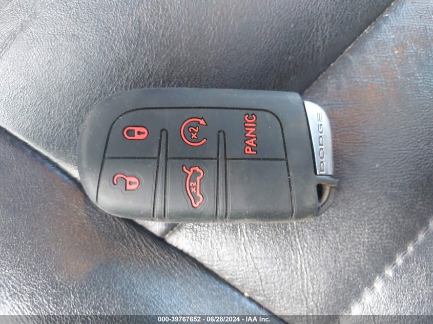 2011 Dodge Charger R/T VIN: 2B3CM5CT2BH611121 Lot: 39767652