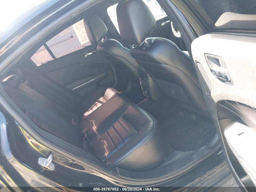 2011 Dodge Charger R/T VIN: 2B3CM5CT2BH611121 Lot: 39767652