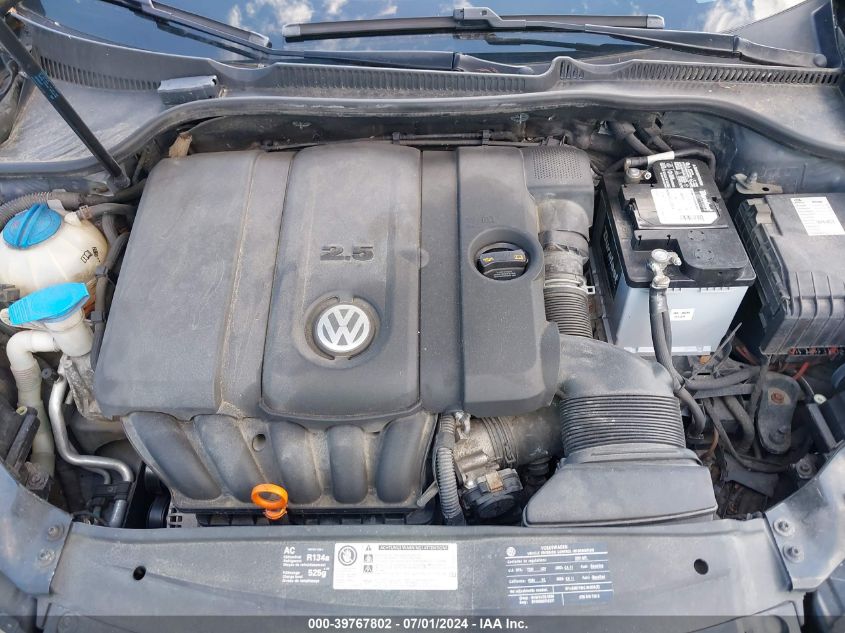 WVWBB7AJ2BW082784 2011 Volkswagen Golf 2.5L 2-Door