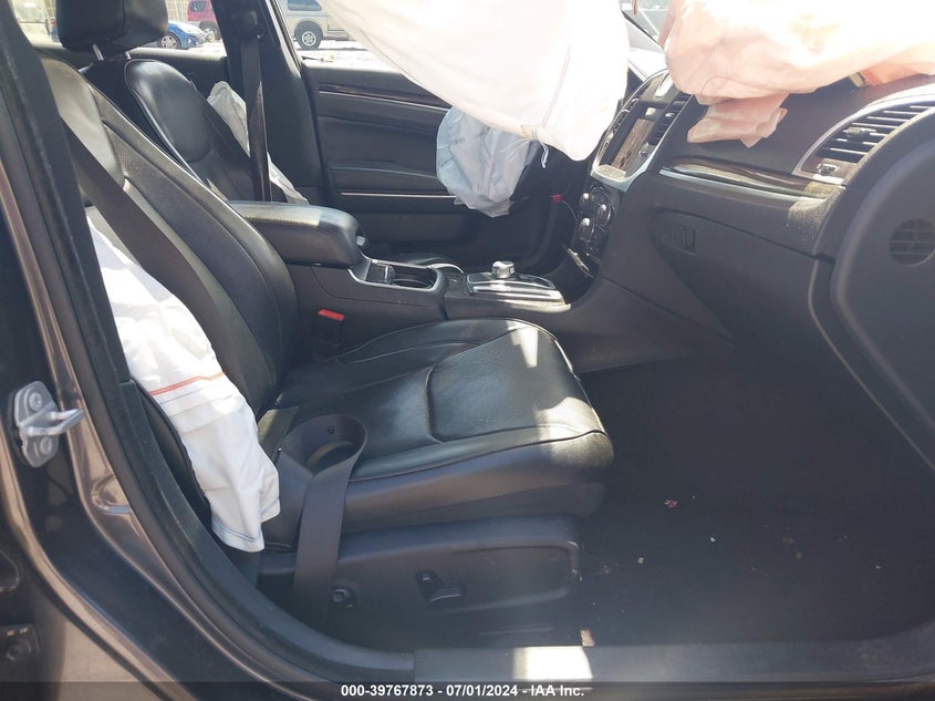 2017 Chrysler 300C VIN: 2C3CCAEG8HH571182 Lot: 39767873