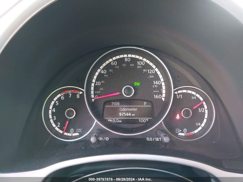 2015 Volkswagen Beetle 1.8T VIN: 3VW517AT4FM801070 Lot: 39767875