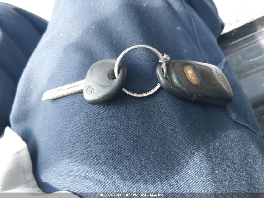 2011 Kia Optima Lx VIN: KNAGM4A79B5056852 Lot: 39767920