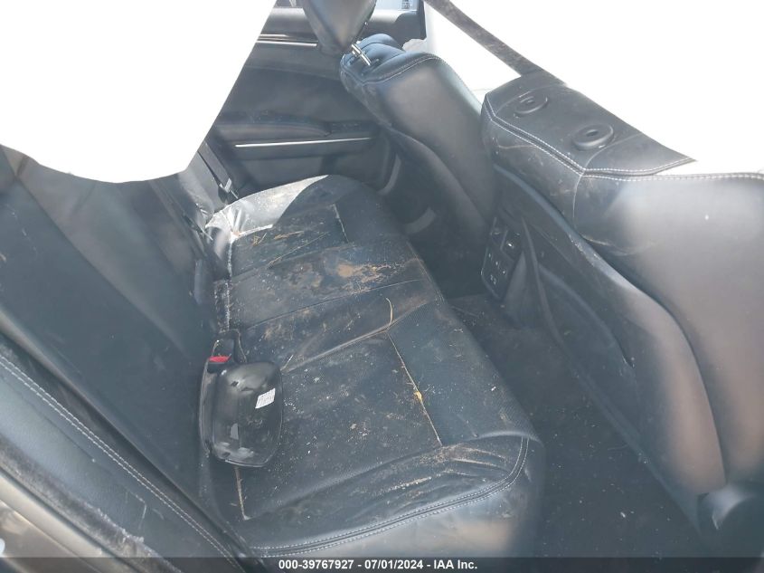 2018 Chrysler 300 300S Awd VIN: 2C3CCAGG3JH117957 Lot: 39767927