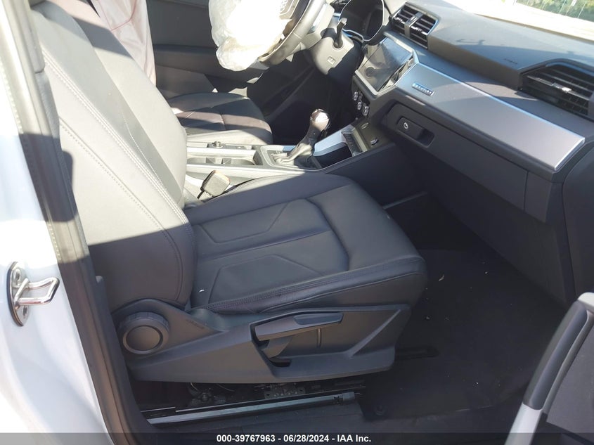 2020 Audi Q3 Premium S Line VIN: WA1DECF38L1043886 Lot: 39767963