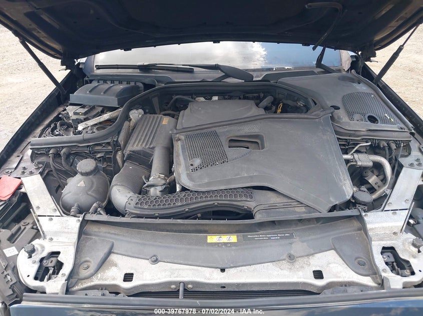 2017 Mercedes-Benz E 300 4Matic VIN: WDDZF4KBXHA275219 Lot: 39767978