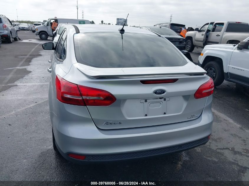 1FADP3F21FL357238 2015 Ford Focus Se