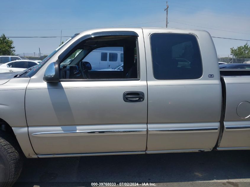 1999 GMC Sierra 1500 Sle VIN: 1GTEK19T4XZ540332 Lot: 39768033