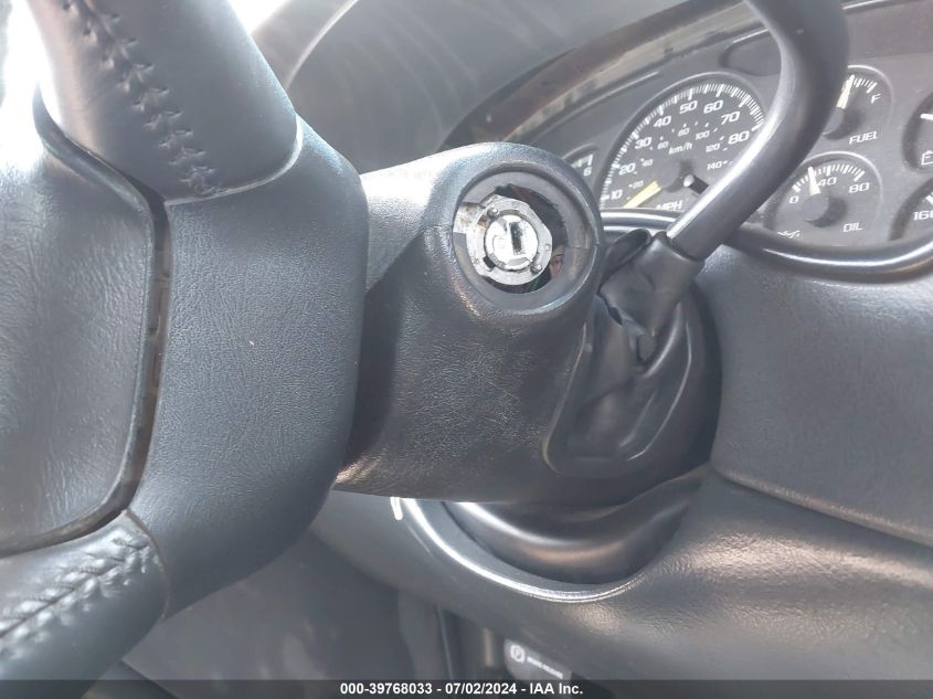 1999 GMC Sierra 1500 Sle VIN: 1GTEK19T4XZ540332 Lot: 39768033