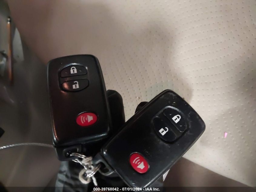 2011 Toyota Prius Three VIN: JTDKN3DU4B0318747 Lot: 39768042