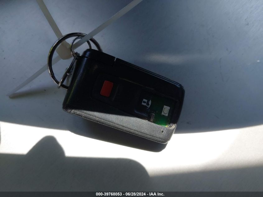 2004 Toyota Prius VIN: JTDKB20UX40109668 Lot: 39768053